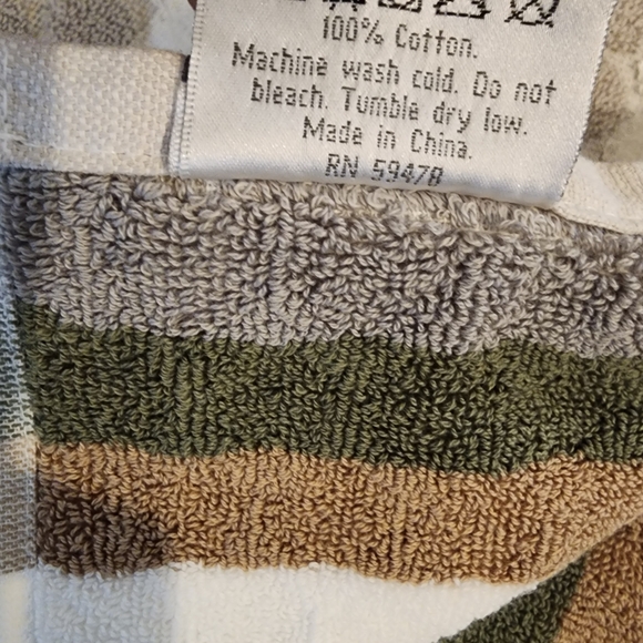 Soho Living One Bath Towel Dot Striped Green Tan Gray White - Picture 3 of 3